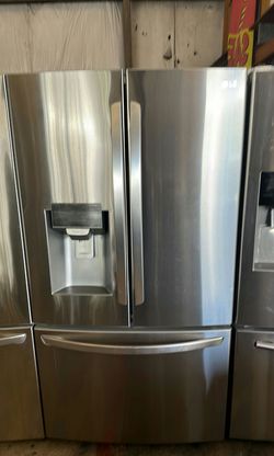 LG 3-Door French Door Refrigerator