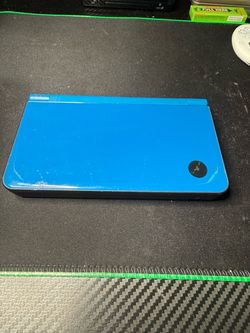 Nintendo DSi LL BLUE