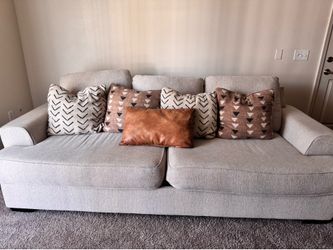 Michael Nicholas Designs Sofa  Laren Stone-Mathis Brothers