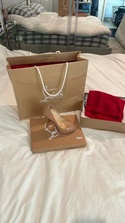 Christian Louboutin Pumps