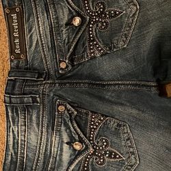 Rock Rivival Size 28