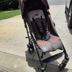  Stroller 