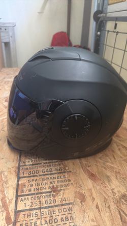 Motorcycle helmet