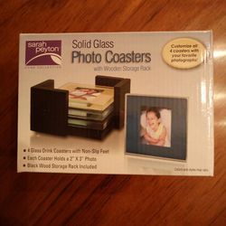 Photo Coasters Solid Glass 4-Piece Set With Wooden Storage Rack