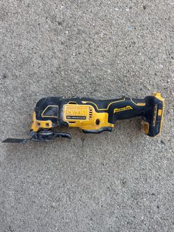 Dewalt ATOMIC 20V MAX Cordless Brushless Oscillating Multi Tool