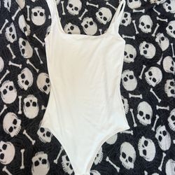 White square neck bodysuit 