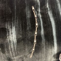 Fisherman’s bracelet