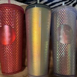 3 Starbucks Cups