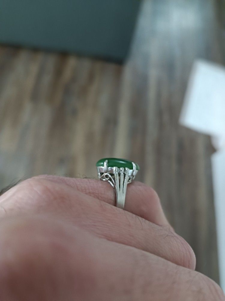 14k white gold jade ring