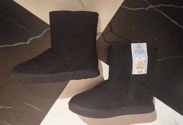 Boots (Size 2)