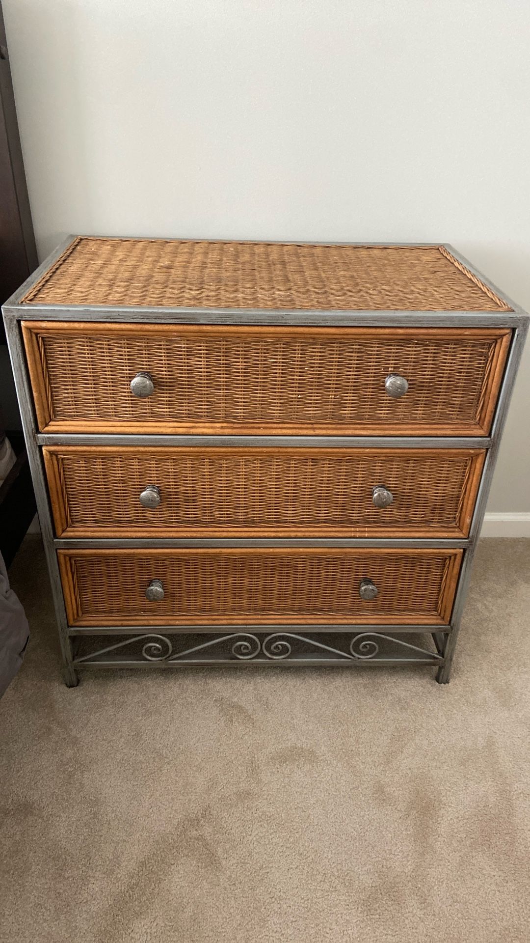 Wicker dresser