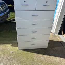 Drawer Dresser 