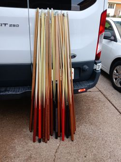 Billiard Pool Cues (40)