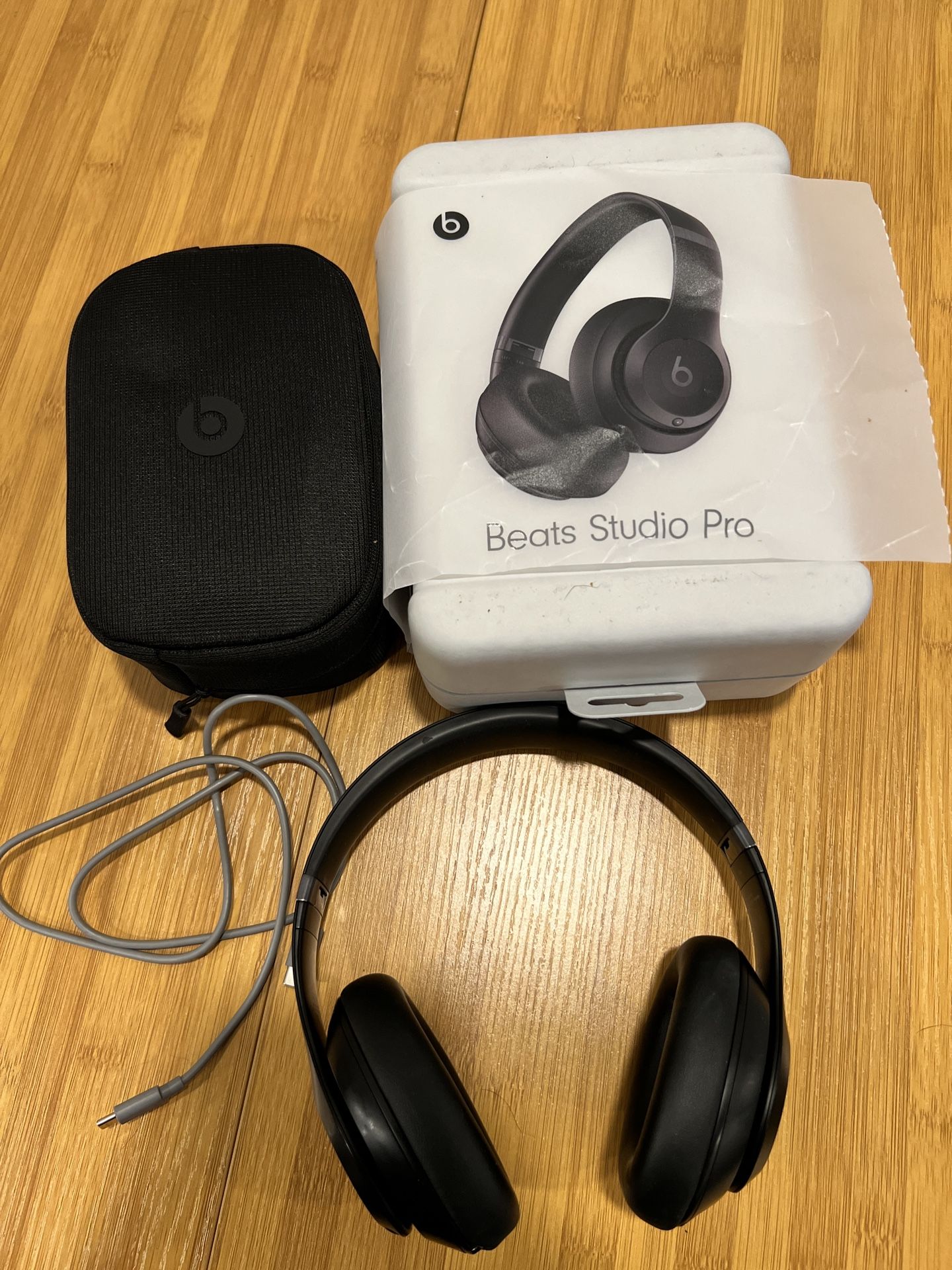 Beats Studio Pro