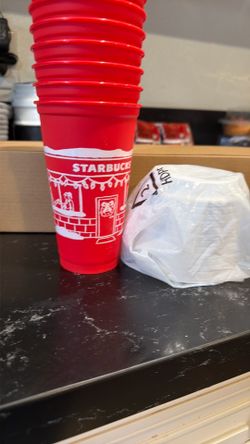2025 starbucks red cup