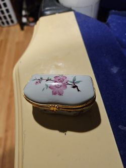 Vintage limoges coulevure porcelain Trinket made in France 