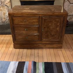 Cabinet/end Table 