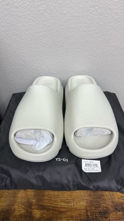 Yeezy Slide YS-01 Black & Cream