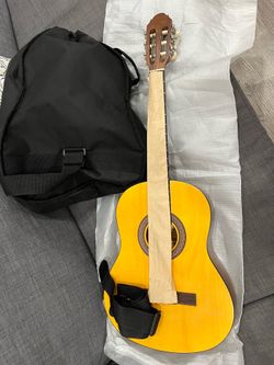 New Acoustic classic guitar 3/4size