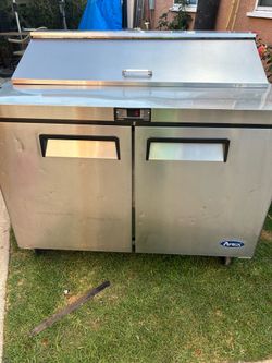 Deli fridge