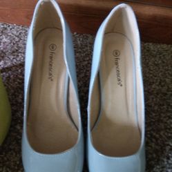 8 size francesca's High heel women's shoes like new