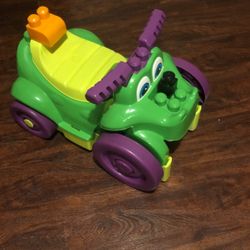 Dino Mega Block Cleanup 