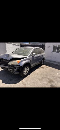 2007 AWD Honda CRV - For Parts Only