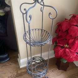 WROUGHT IRON PLANTER