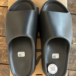Adidas Yeezy Slides “Onyx” – Sizes 9, 10, 12 – Brand New