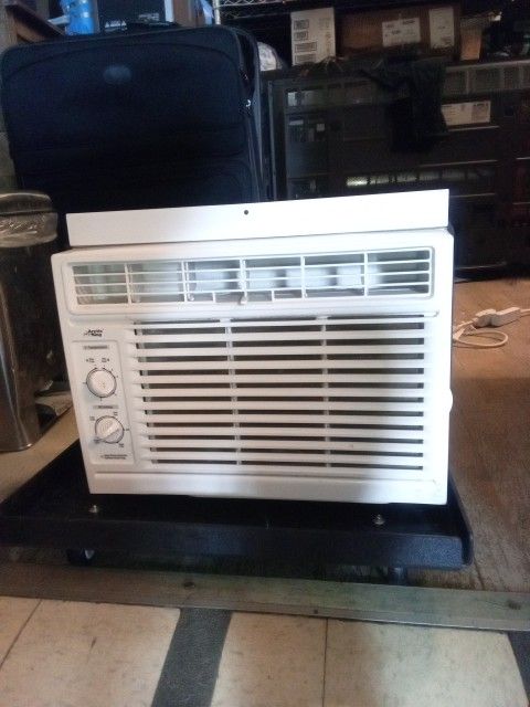 ARCTIC KING AIR CONDITIONER