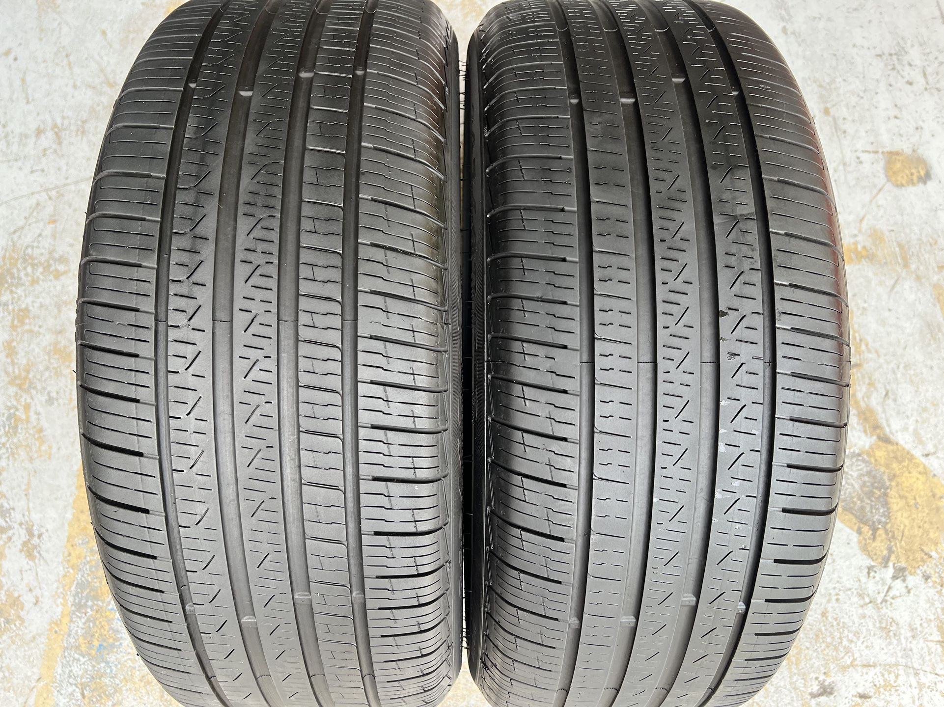 For Sale Two 245/40/19 Pirelli Cinturato P7 Runflats With 75% Left  Excellent Pair Bmw Mercedes Infiniti