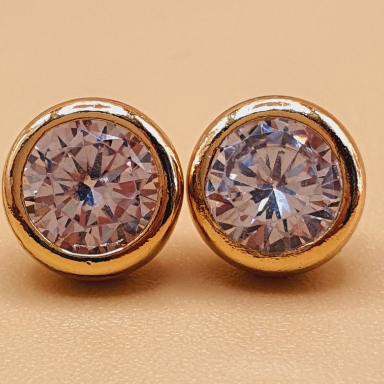 "Inlaid Shiny Round 14K Gold Plated Stud Earrings for Women, P1032
 
  