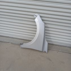20 To 25 Fender Driver Side Nissan Sentra ( Oem)