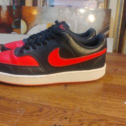 Nikes size 7 $20