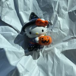 hello kitty halloween ceramic