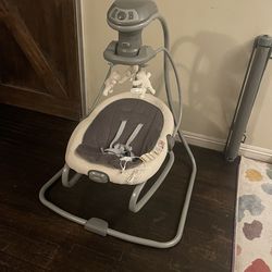 Graco DuetSoothe Newborn/Infant Swing & Rocker