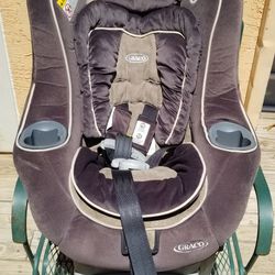 Graco Convertible Carseat $40
