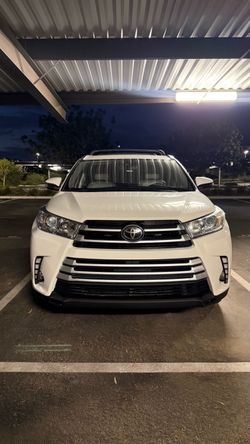 2017 Toyota Highlander