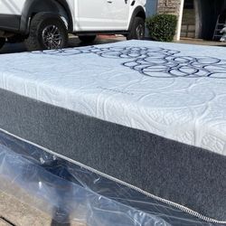 Full Bamboo Cool Gel Memory Foam!!