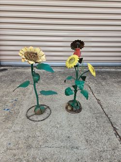 Metal flowers
