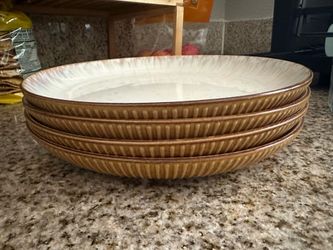 Kitchen dishes