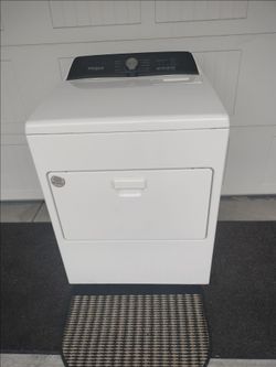 Very Nice Whirlpool Super Capacity Electric Dryer