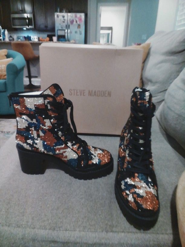 Steve Madden Sequin Combat Boots – Brand New – Size 10
