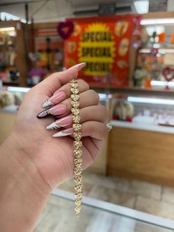 Pulsera Corazones Nugget 14k ✨