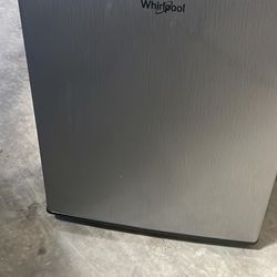 Whirlpool Mini Fridge Freezer Combo