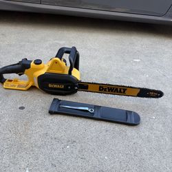 DEWALT 15 AMP 18in Corded Electric Chainsaw  