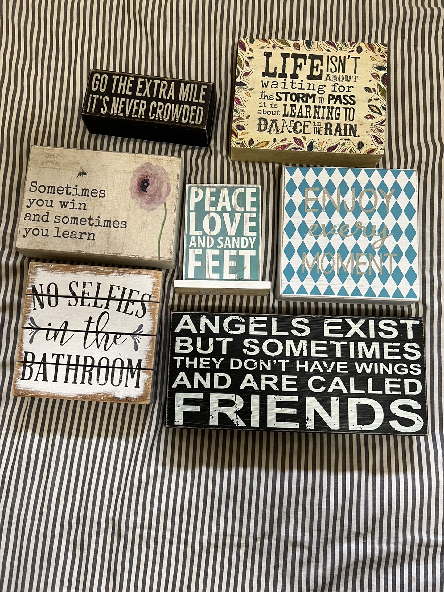 Inspirational Signs / Home Decor