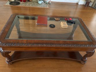 Slid Wood & Glass Coffee Table