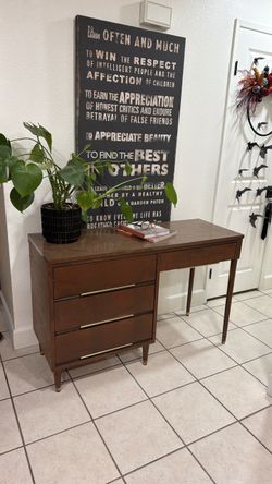Desk