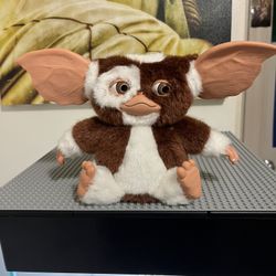 Gremlins – Deluxe Dancing Plush – Gizmo